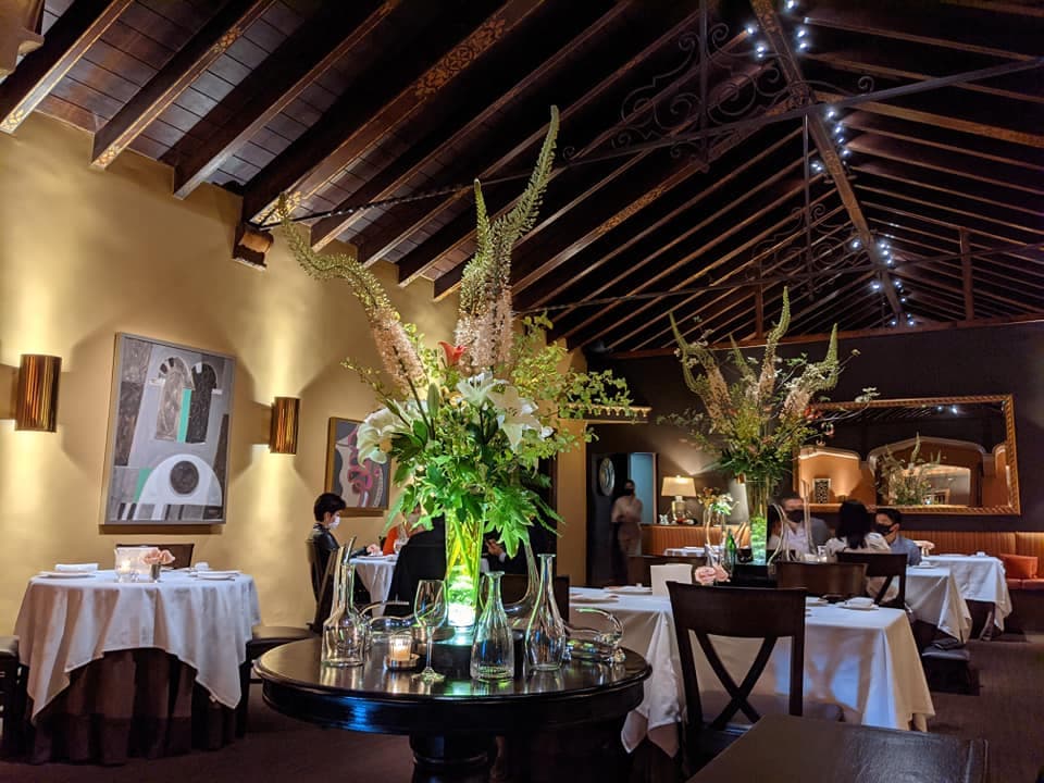 Restaurant atmosphere