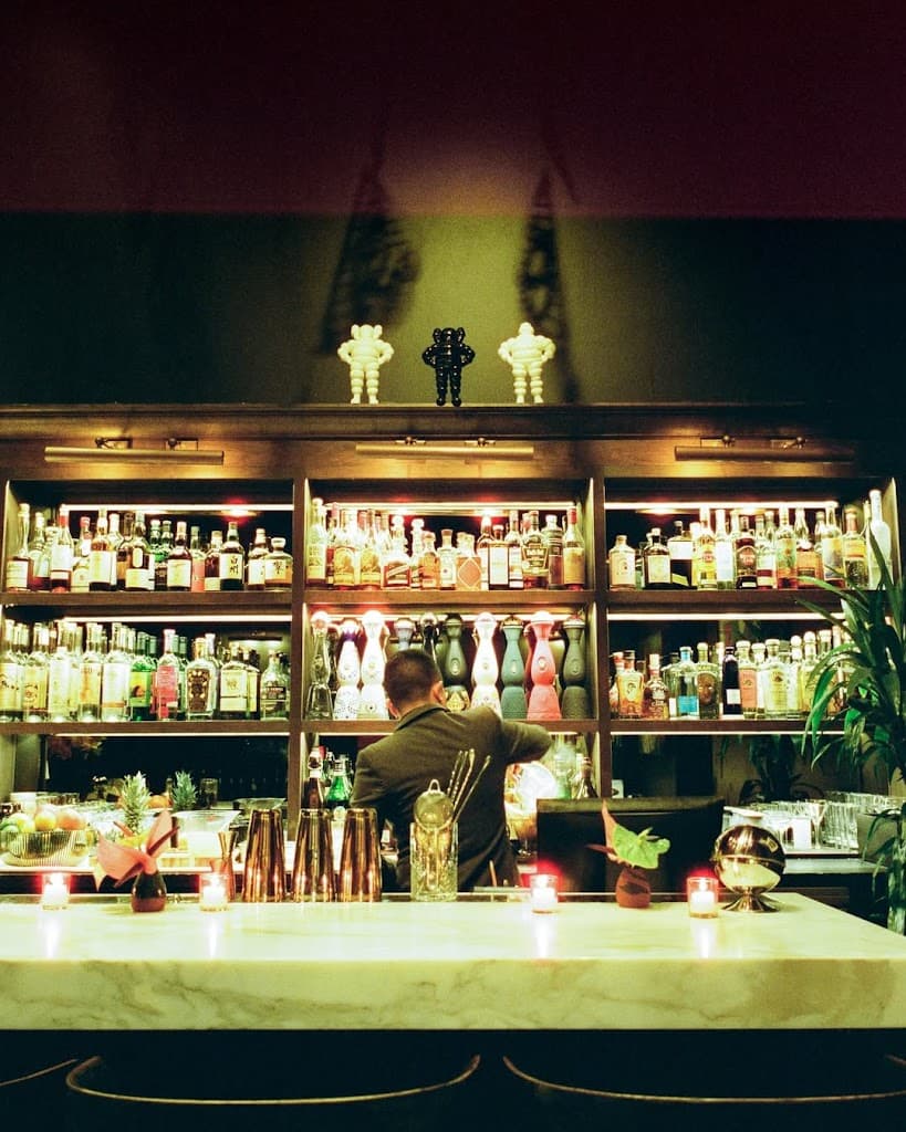 Restaurant atmosphere