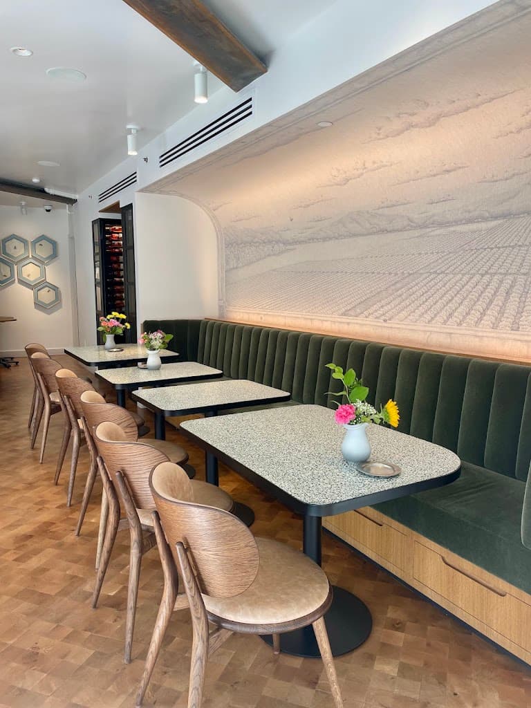 Restaurant atmosphere
