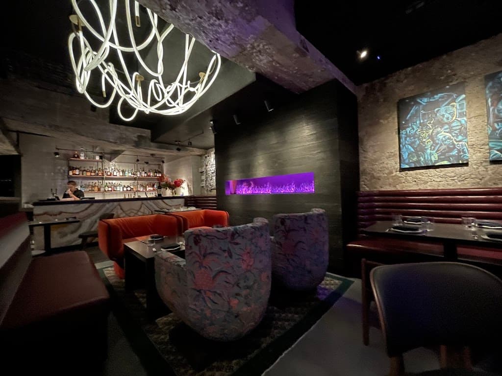 Restaurant atmosphere