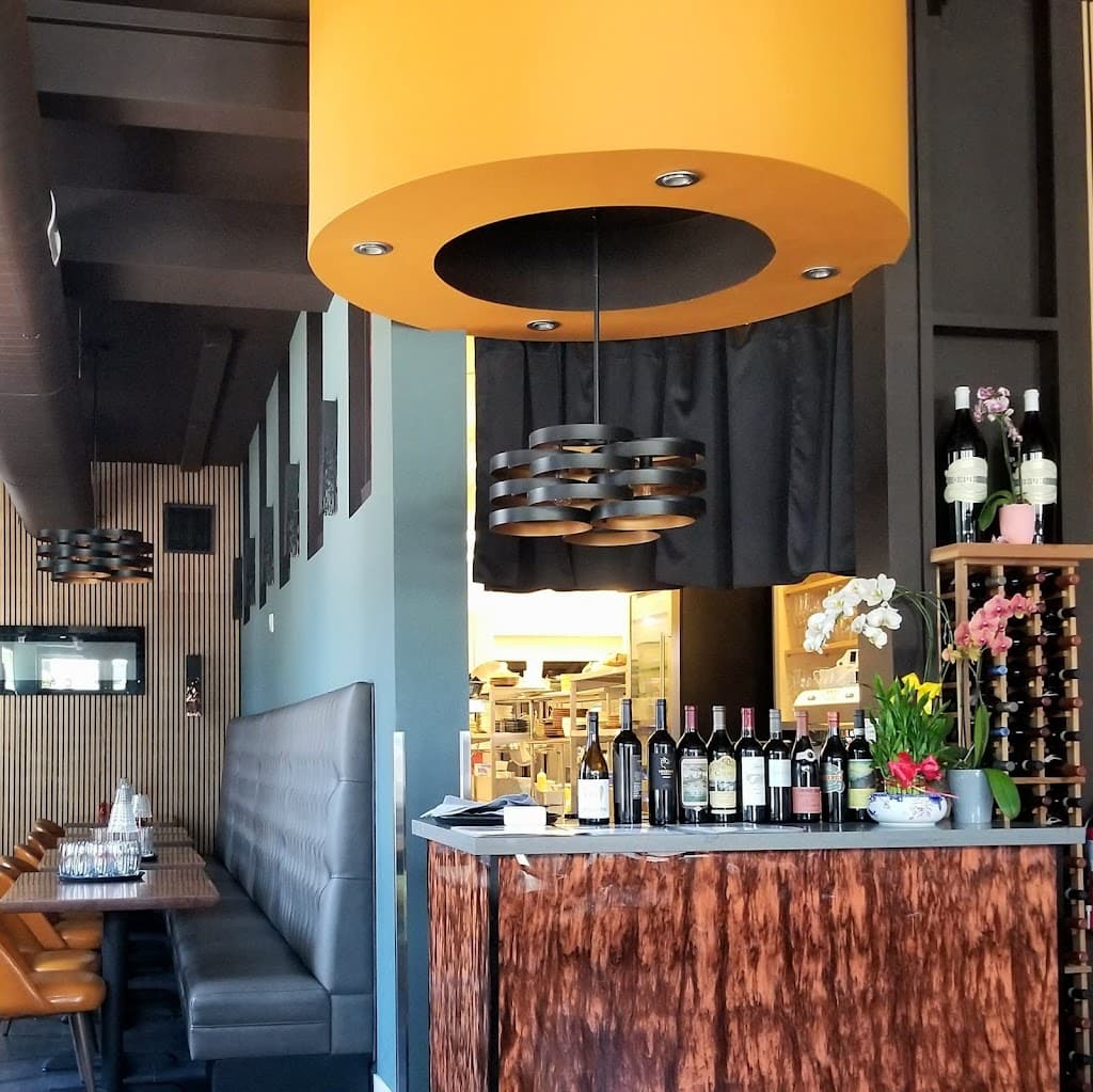 Restaurant atmosphere