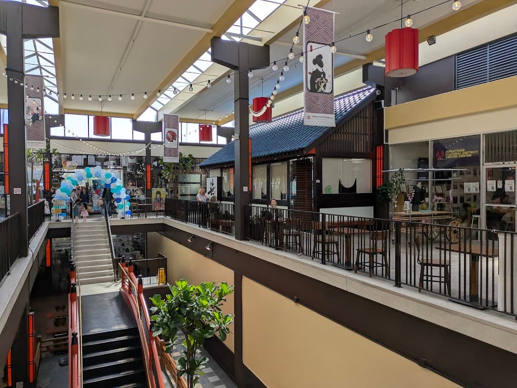 Restaurant atmosphere