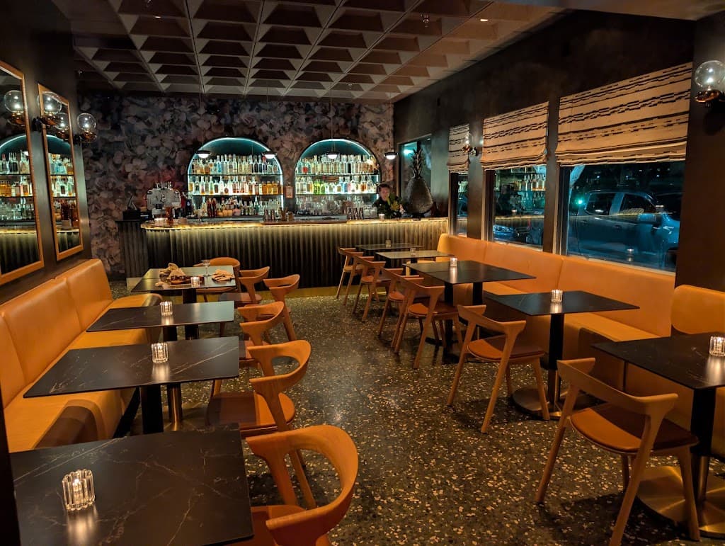 Restaurant atmosphere
