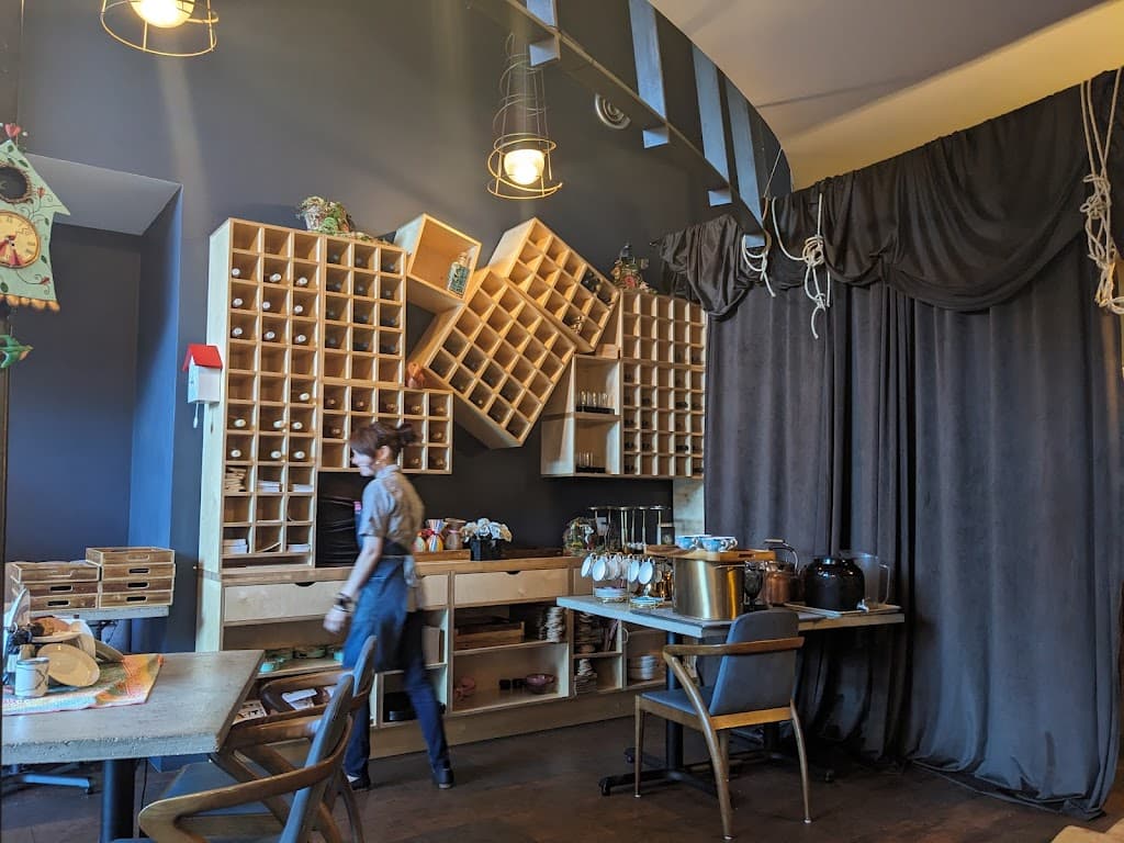 Restaurant atmosphere