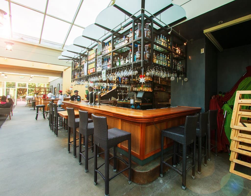 Restaurant atmosphere
