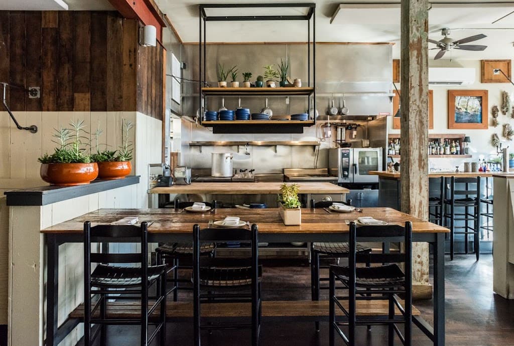 Restaurant atmosphere