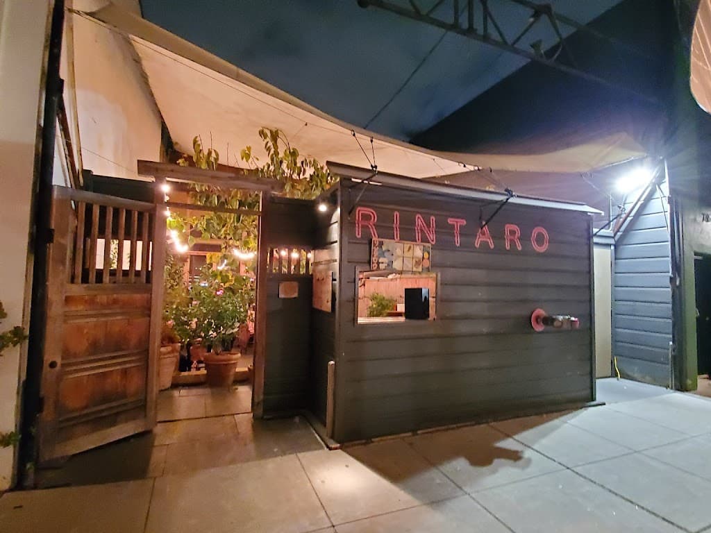 Restaurant atmosphere