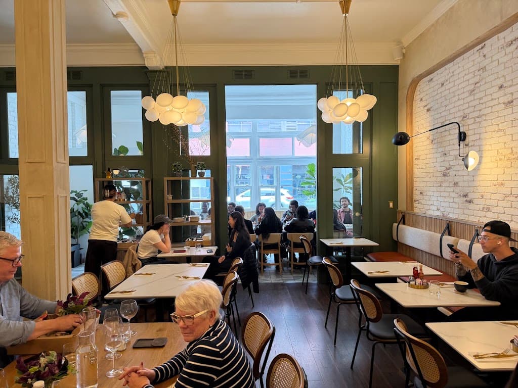 Restaurant atmosphere
