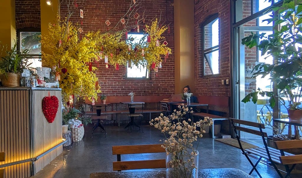 Restaurant atmosphere