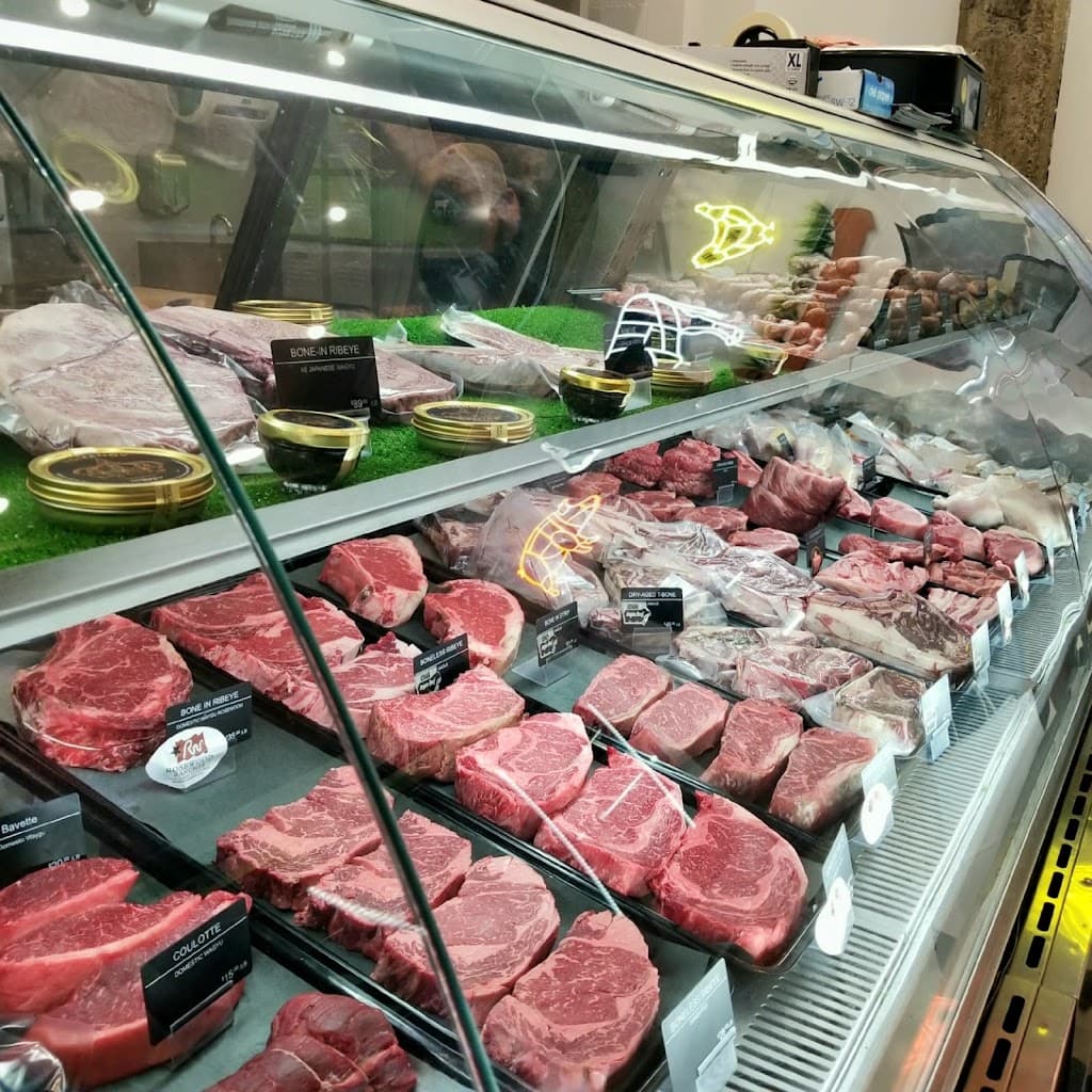 Restaurant atmosphere