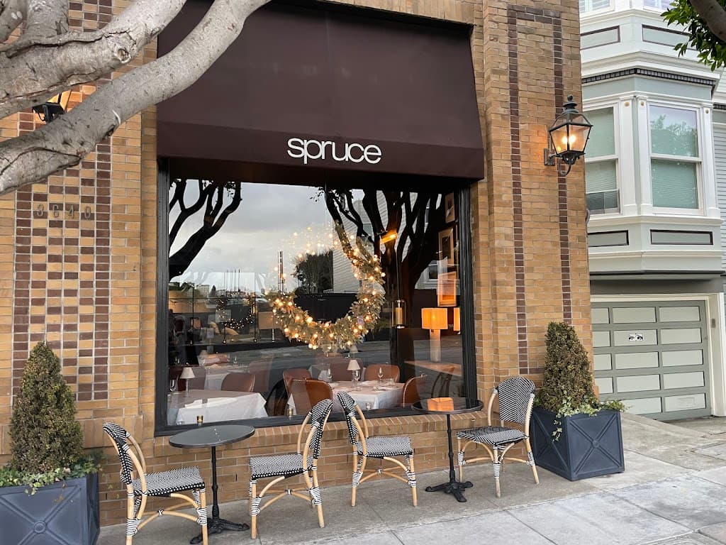 Restaurant atmosphere