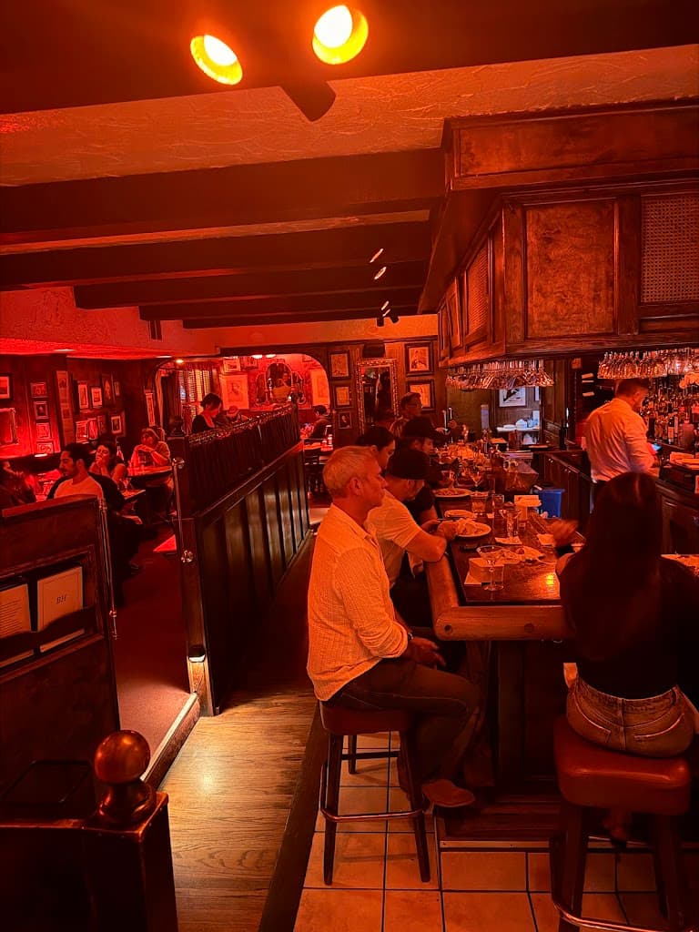 Restaurant atmosphere