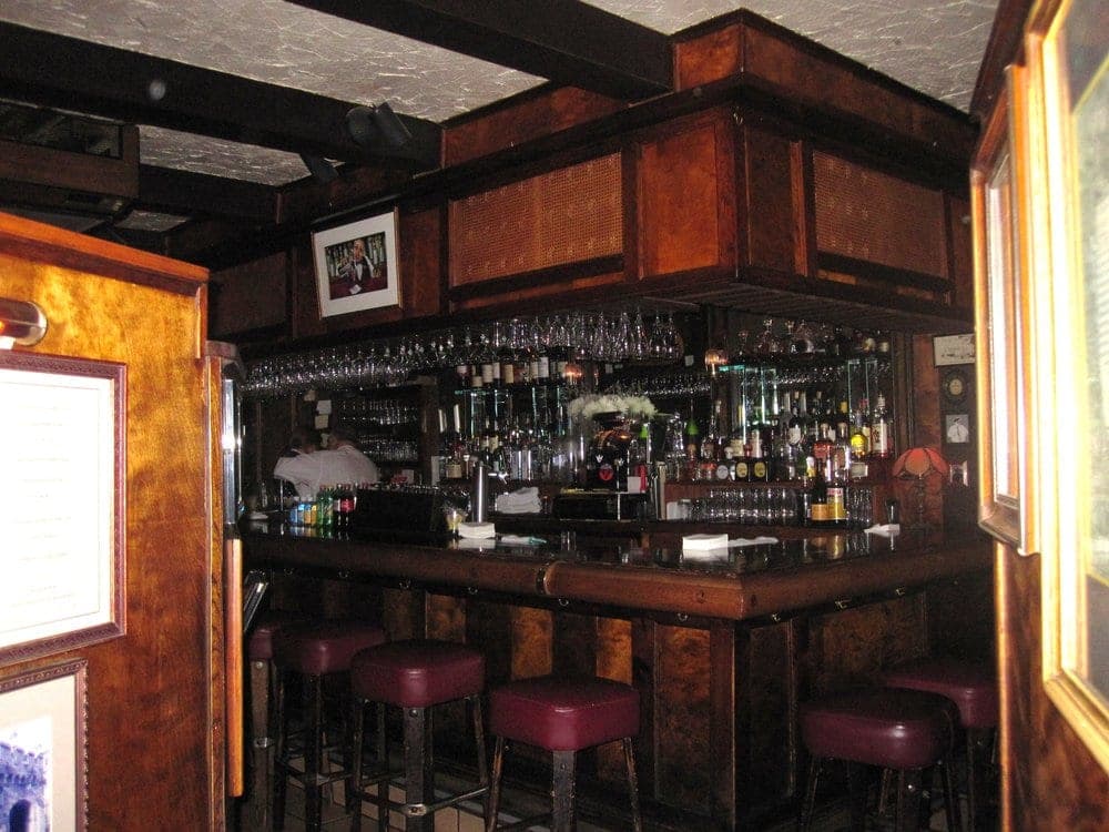 Restaurant atmosphere