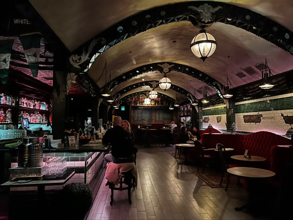 Restaurant atmosphere