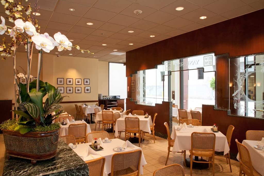Restaurant atmosphere