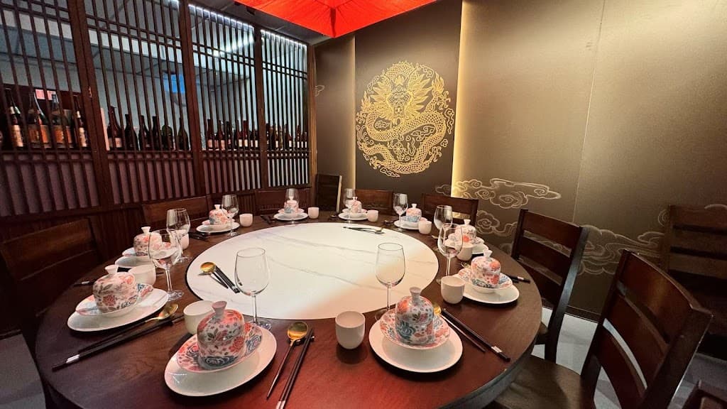 Restaurant atmosphere