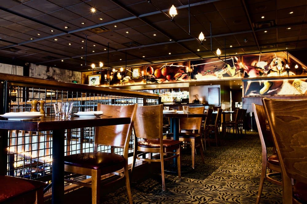 Restaurant atmosphere
