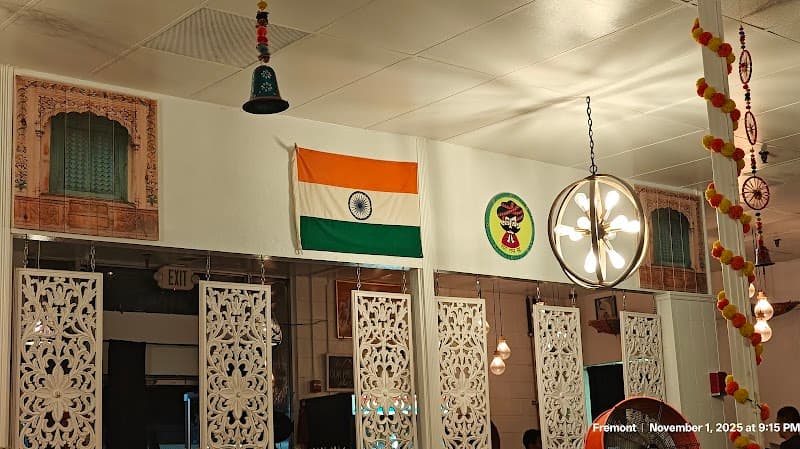Garam Mirchi- Pure Veg Rajasthani & Indo Chinese Restaurant