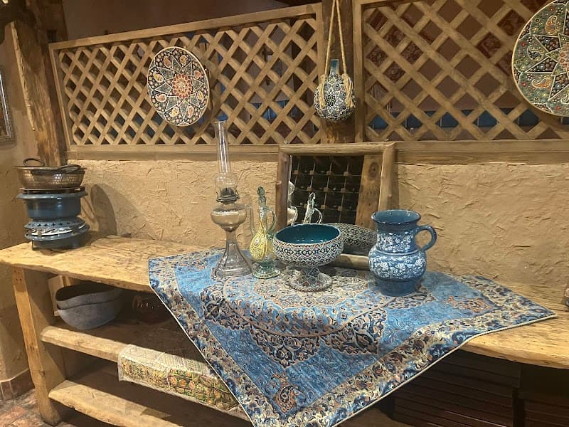Gilaneh Restaurant