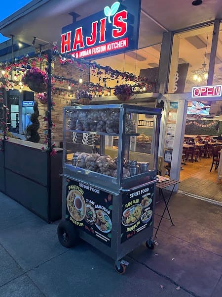 Hajis Restaurant & Catering