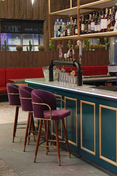 Kabbana Bar + Grill Restaurant