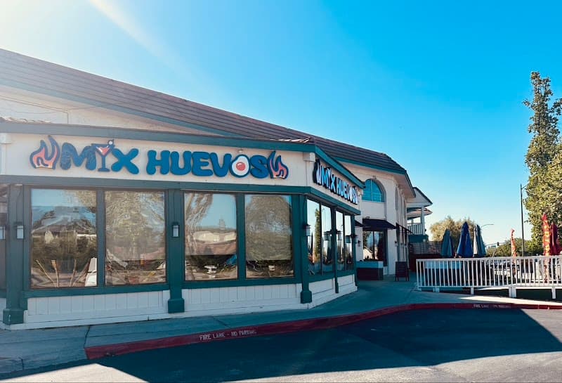 Mix Huevos - Breakfast & Lunch