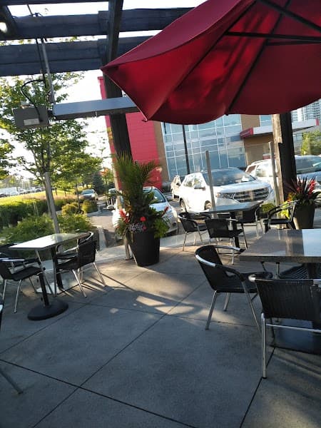 Moxies Bramalea City Centre Restaurant