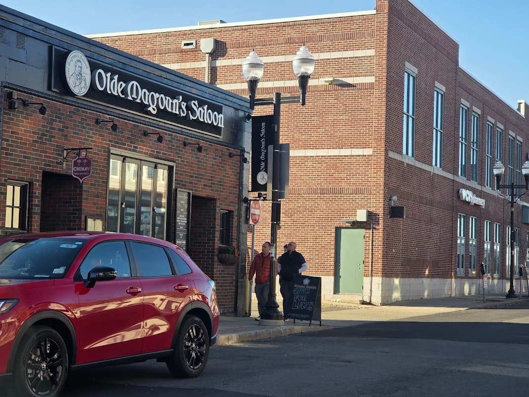 Olde Magoun's Saloon
